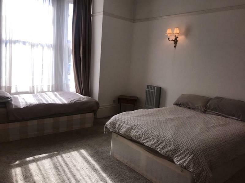 Hamilton House Bed and Breakfast Southsea Buitenkant foto